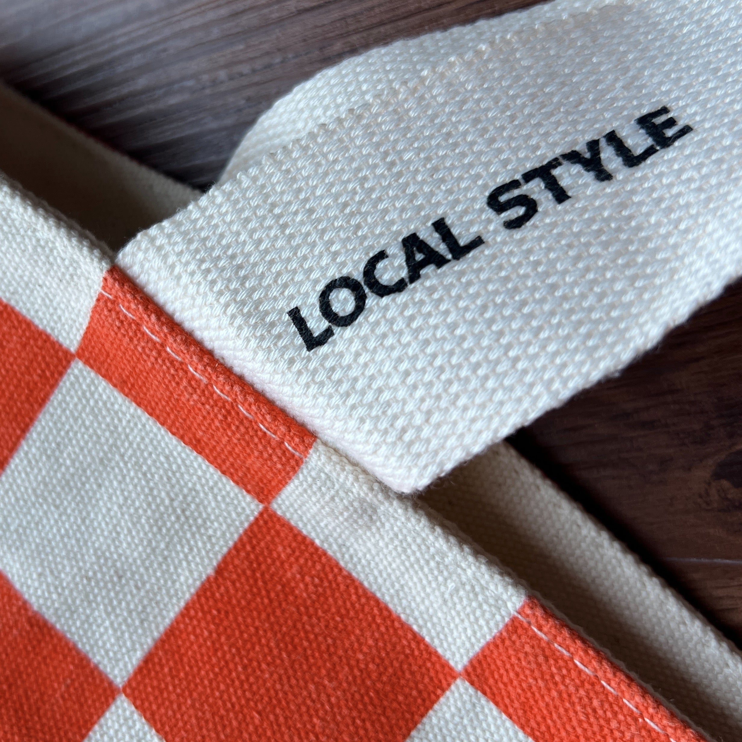 Local Style Chips Checkered Canvas Picnic Bag details